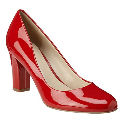 Red Patent Leather Pumps 